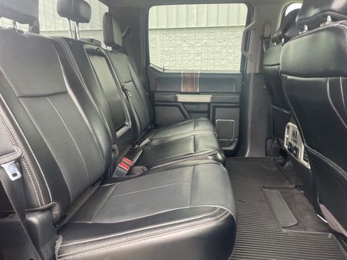 Used 2018 Ford F150 Lariat w/ Equipment Group 502A Luxury AWD/4WD image 15