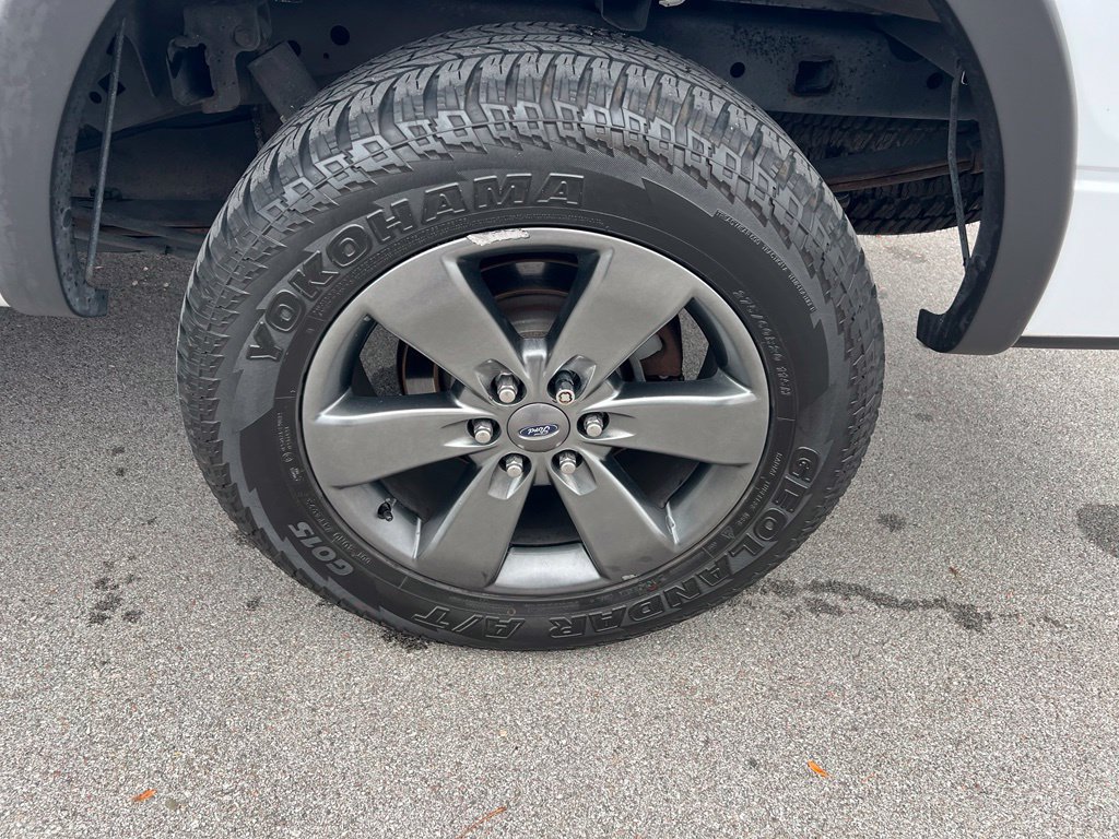 Used 2014 Ford F150 FX4 w/ Equipment Group 402A Luxury AWD/4WD image 13