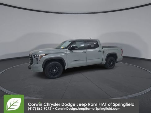 Used 2024 Toyota Tundra Limited AWD/4WD image 6