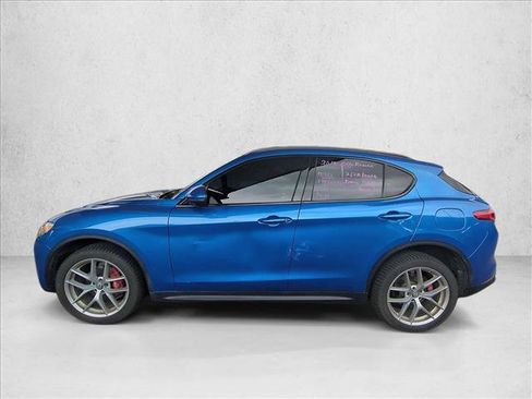 Used 2018 Alfa Romeo Stelvio Ti Sport image 8
