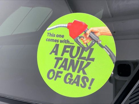 Used 2023 Land Rover Range Rover Velar S image 35