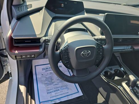 New 2025 Toyota Prius Plug-In Hybrid w/ Limited Premium Package FWD image 20