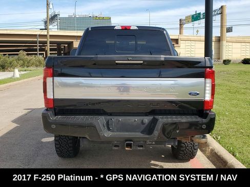 Used 2017 Ford F250 Platinum w/ Platinum Ultimate Package image 11