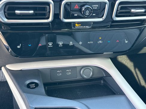 New 2026 Nissan Sentra SL w/ Floor Mat Package image 30