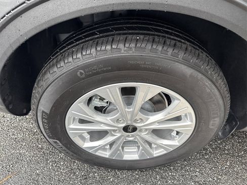 Used 2023 Ford Escape Active w/ Tech Pack #1 image 17