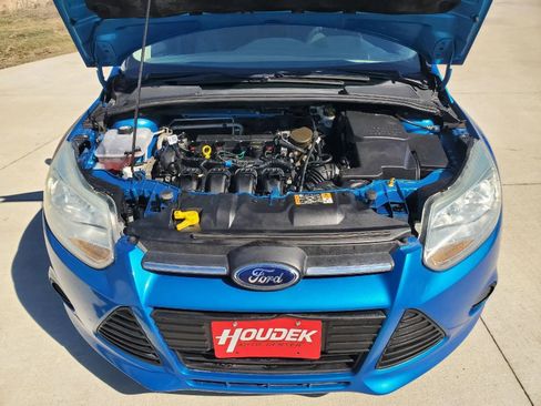 Used 2014 Ford Focus SE FWD image 18