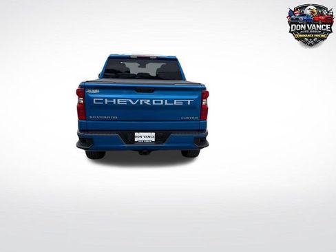 Used 2023 Chevrolet Silverado 1500 Custom AWD/4WD image 4