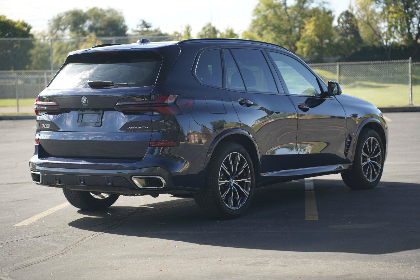 Used 2024 BMW X5 xDrive50e w/ Executive Package AWD/4WD image 5