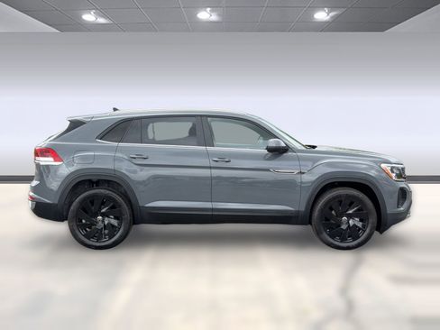 New 2026 Volkswagen Atlas Cross Sport SE AWD/4WD image 8