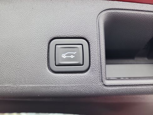 Certified 2024 GMC Terrain Denali w/ Denali Premium Package image 36