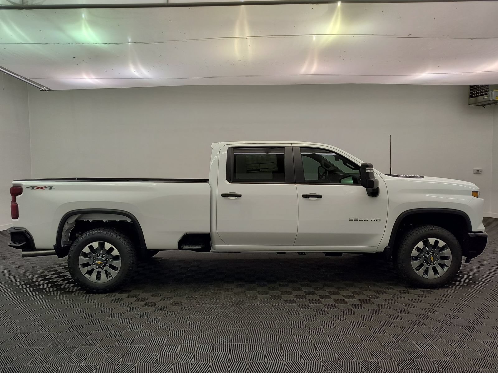 New 2026 Chevrolet Silverado 2500 Custom w/ Custom Value Package AWD/4WD image 8