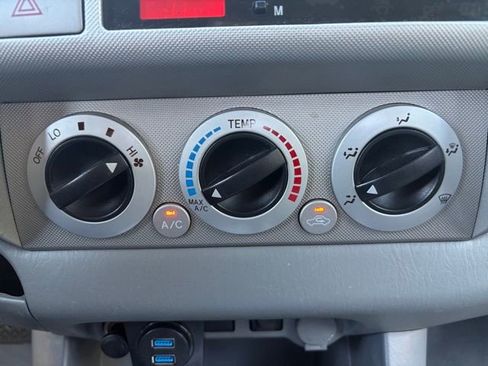 Used 2009 Toyota Tacoma 2WD Access Cab image 11