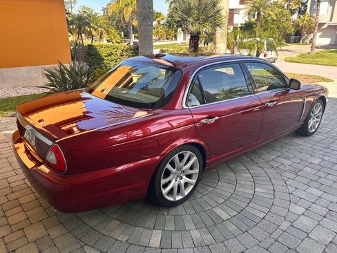Used 2008 Jaguar XJ8 RWD image 32