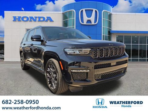 Used 2024 Jeep Grand Cherokee L Summit AWD/4WD image 1