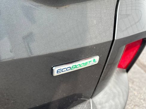 Used 2020 Ford Escape SE FWD image 32