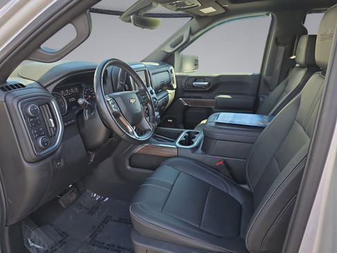 Used 2022 Chevrolet Silverado 3500 High Country w/ Z71 Off-Road Package AWD/4WD image 19