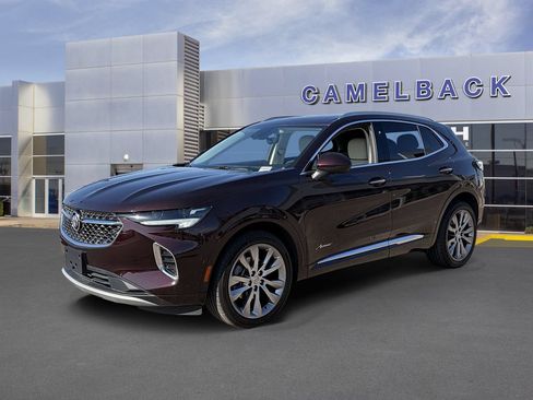 Used 2022 Buick Envision Avenir w/ Technology Package II FWD image 2
