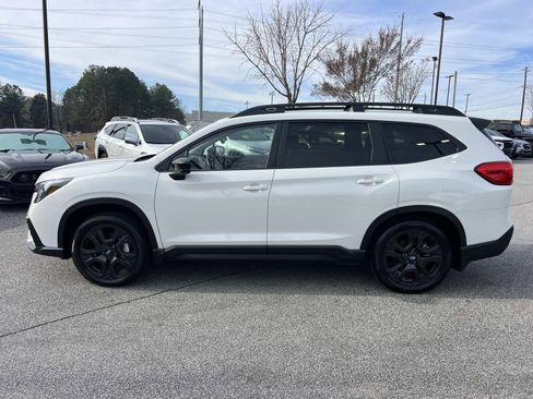 Certified 2025 Subaru Ascent Bronze Edition w/ Onyx Package image 4