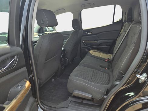 Used 2019 GMC Acadia SLE w/ LPO, Floor Liner Package image 15