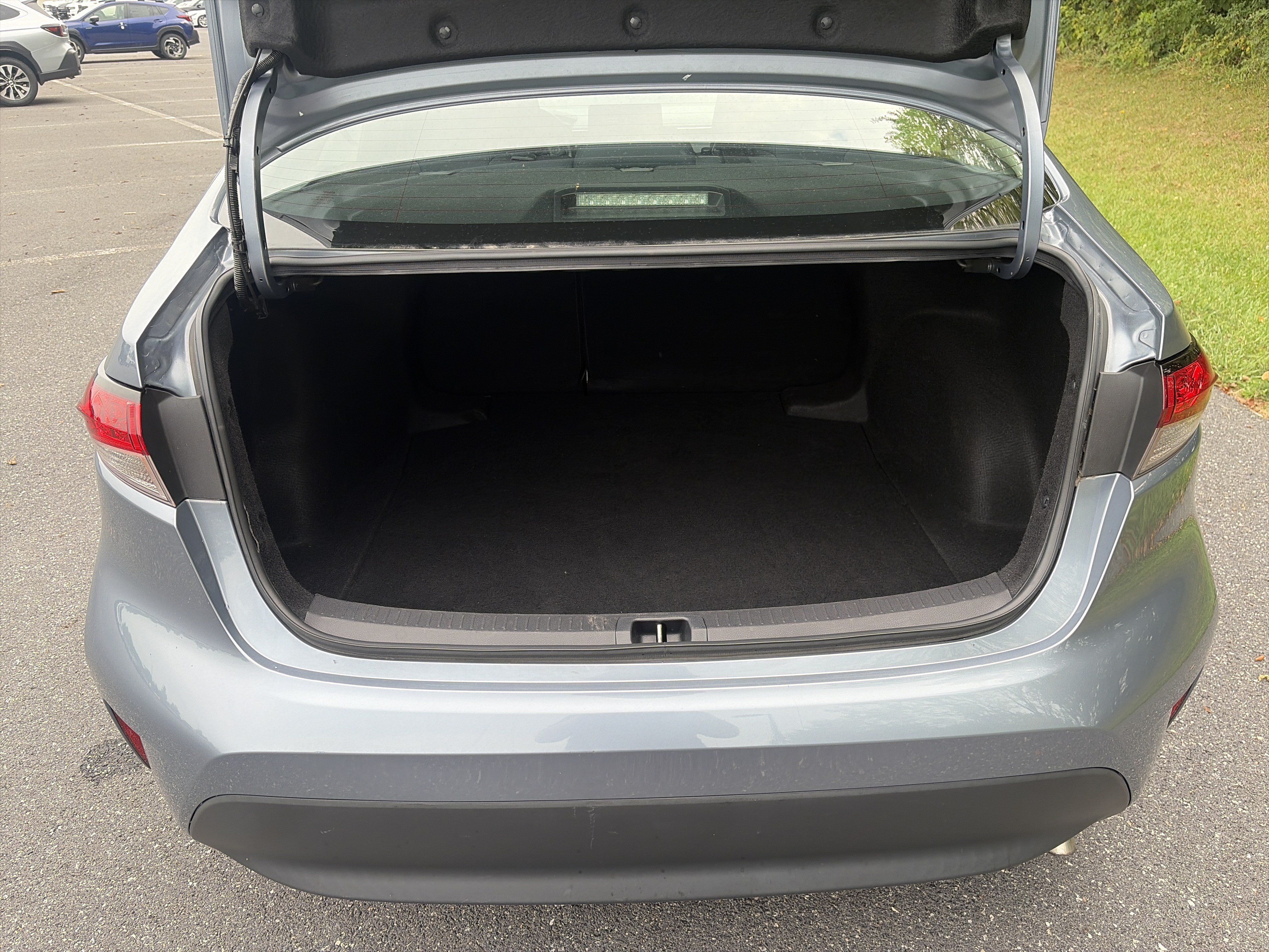 Used 2024 Toyota Corolla LE FWD image 19