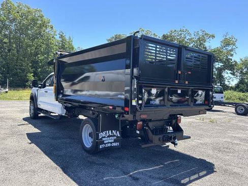 New 2026 Ford F550 4x4 Crew Cab image 6