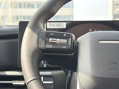 New 2026 Hyundai Santa Fe SE FWD image 8