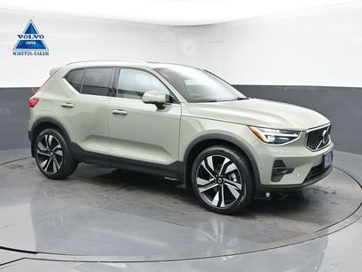 Used 2025 Volvo XC40 B5 Ultra w/ Climate Package