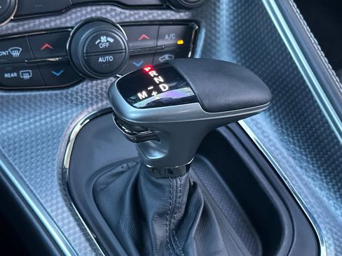 Used 2015 Dodge Challenger SRT Hellcat image 20