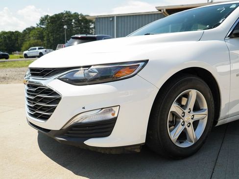 Used 2023 Chevrolet Malibu LS w/ Driver Confidence Package FWD image 17