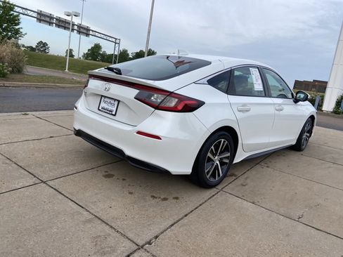 Used 2022 Honda Civic LX image 11