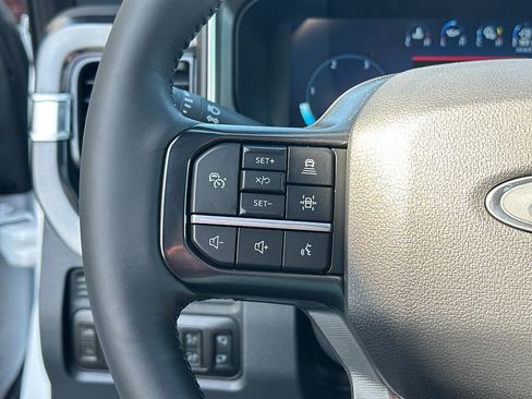 New 2026 Ford F250 Platinum AWD/4WD image 15