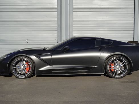 Used 2016 Chevrolet Corvette Stingray Coupe w/ 2LT Preferred Equipment Group RWD image 3