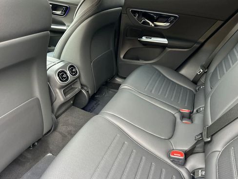 New 2026 Mercedes-Benz GLC 300 GLC 300 image 11