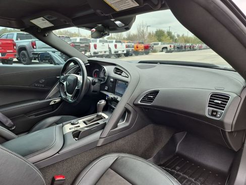 Used 2016 Chevrolet Corvette Z06 w/ Z07 Performance Package image 14