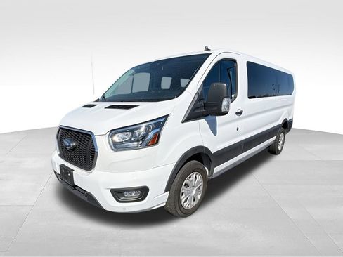 Used 2023 Ford Transit 350 XLT RWD image 4