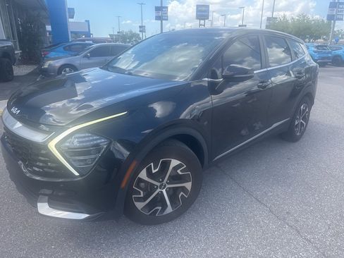 Used 2024 Kia Sportage EX image 6