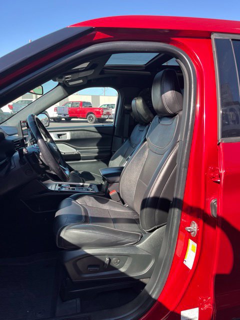 Used 2021 Ford Explorer ST w/ Equipment Group 401A AWD/4WD image 25