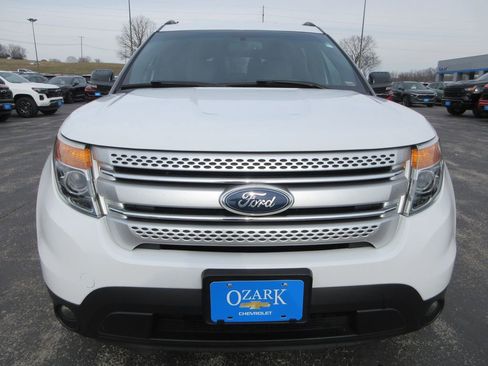 Used 2013 Ford Explorer XLT image 8