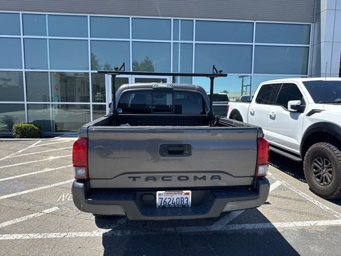 Used 2021 Toyota Tacoma SR w/ SR Convenience Package RWD image 6