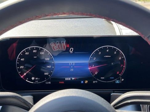 Used 2024 Mercedes-Benz GLB 250 image 16