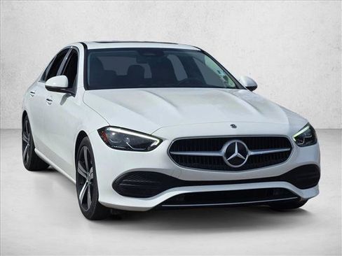Used 2022 Mercedes-Benz C 300 Sedan image 3