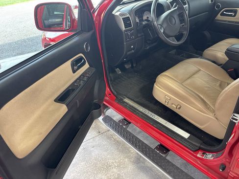 Used 2010 Chevrolet Colorado LT image 37