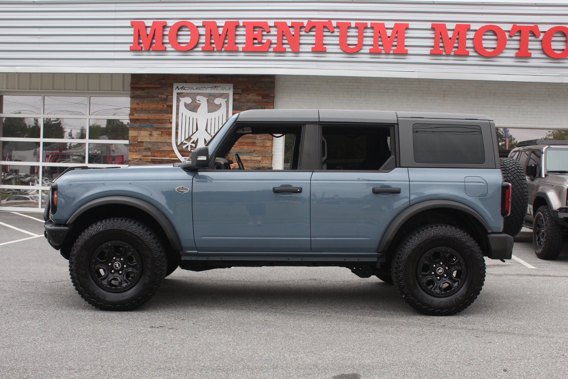 Used 2023 Ford Bronco Wildtrak AWD/4WD image 3
