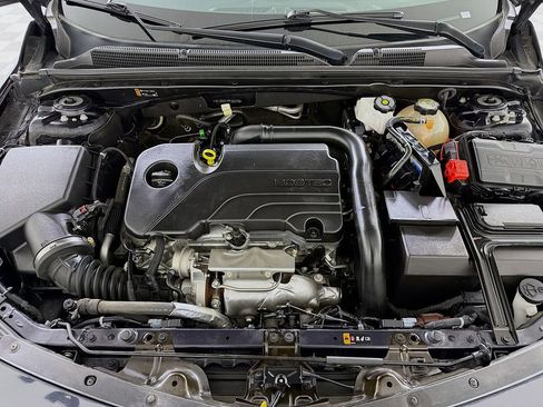 Used 2023 Chevrolet Malibu LT image 30