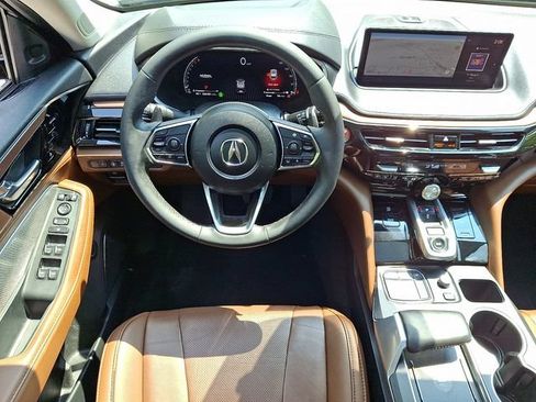 Used 2024 Acura MDX SH-AWD w/ Technology Package image 12