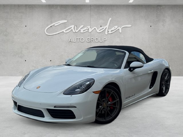 Used 2017 Porsche 718 Boxster S RWD image 1