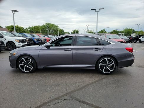 Used 2019 Honda Accord Sport image 7