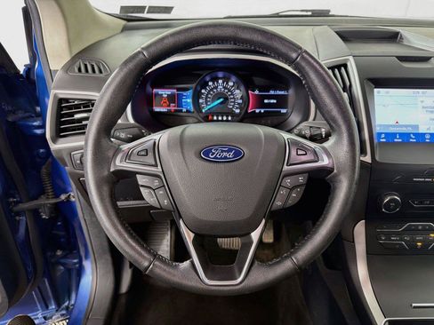 Used 2020 Ford Edge SEL w/ Convenience Package AWD/4WD image 3