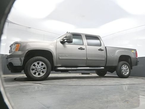 Used 2014 GMC Sierra 2500 SLE w/ SLE Preferred Package AWD/4WD image 31