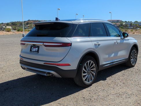 Used 2023 Lincoln Corsair Reserve w/ Equipment Group 202A AWD/4WD image 3